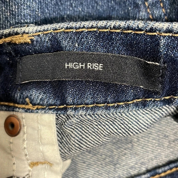 Calvin Klein High Rise  Distressed Denim Jean Shorts 32 - Picture 12 of 15